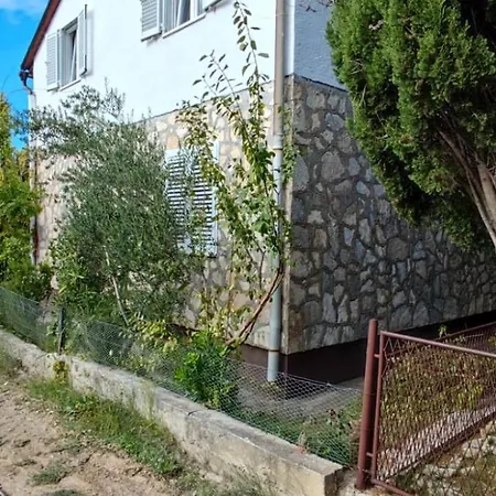 Eduanna Apartment *
